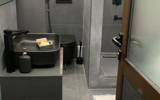 Apartament 3 camere, zona Câmpului, 80 mp, grădină și parcare proprie. - Poză 5
