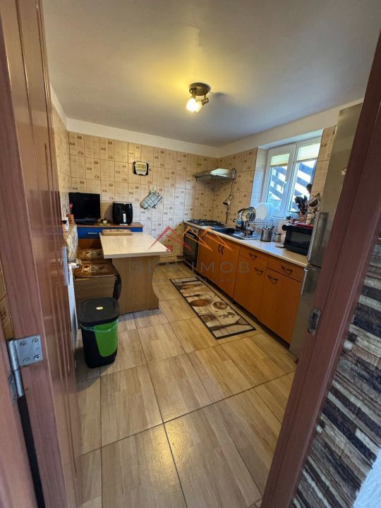 Casă de vacanță D+P+E+M, teren 559 m2, Lunca Mare, Prahova - Poză 8