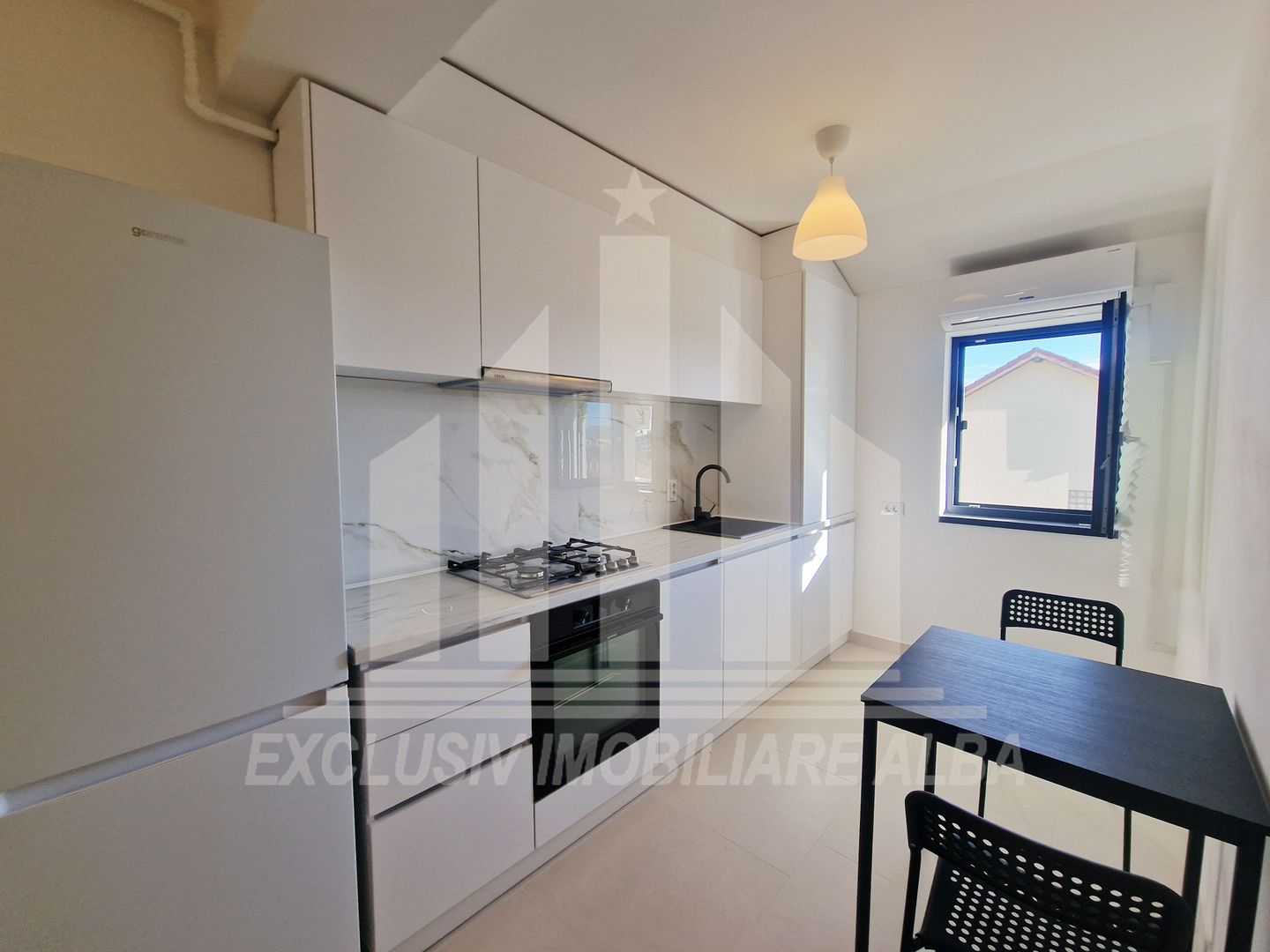 Apartament cu 2 camere, etaj 2, Bloc Nou - Poză 4