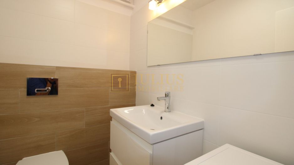 LOFT amenajat modern, 2 bai. Zona de sud. - Poză 17