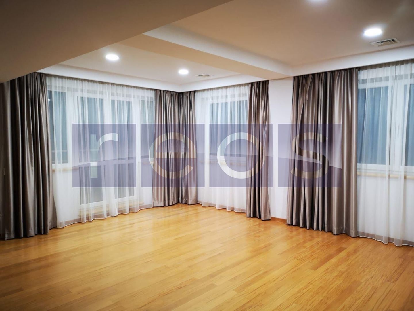 INCHIRIERE APARTAMENT 4 CAMERE | HERASTRAU | PARCARE | TERASA 110 MP - Poză 2