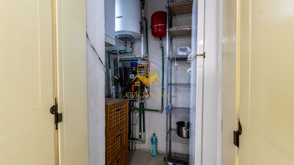 Casa individuala, 5 camere, dressing,garaj, 1000 mp gradina, Borhanci - Poză 29