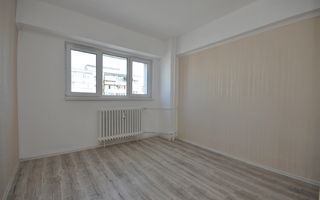 Apartament cu 3 camere in zona Pacii-Apusului - Poză 3