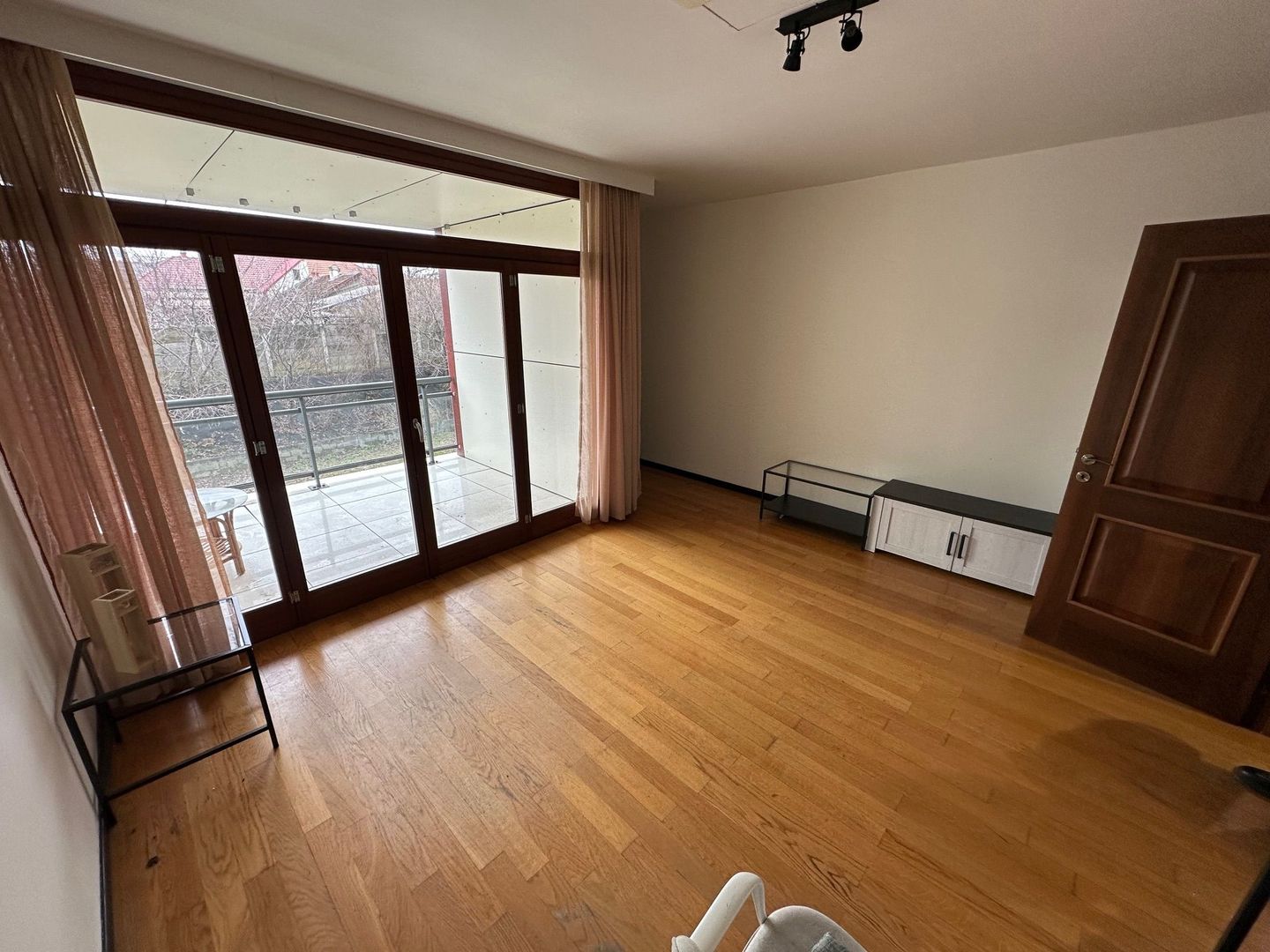 Apartament cu 5 camere în zona Brancoveanu - Poză 6