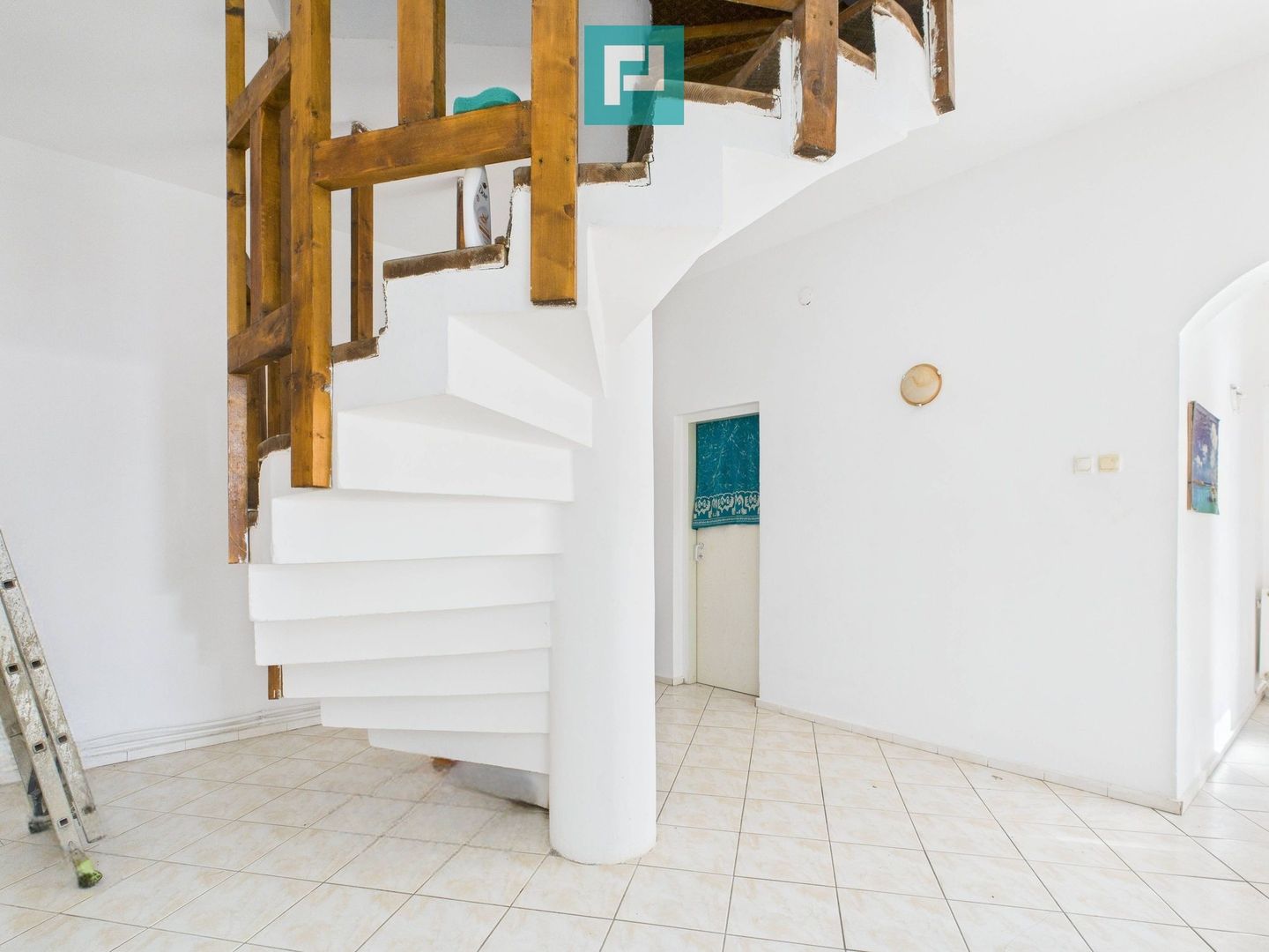 Căsă 5 camere ,zona Fratellia  -Timișoara - Poză 4