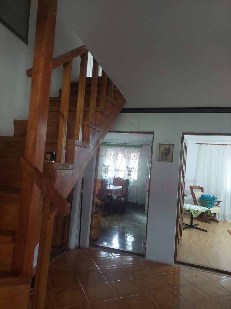 CASĂ DE VACANȚĂ 5 CAMERE,POINANA MĂRULUI, JUD.CARAȘ-SEVERIN - Poză 8