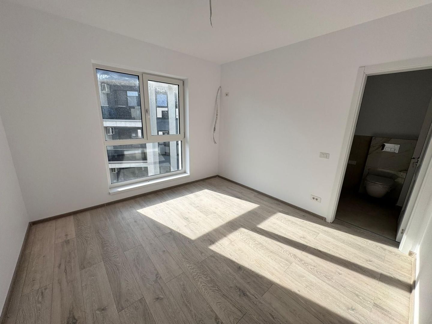 AP. 3 CAMERE - REGNUM RESIDENCE, PARCARE INCLUSA, CENTRALA PROPRIE - Poză 2
