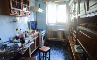 Apartament 2 camere cu vedere la parc, zonă liniștită, garaj inclus. - Poză 2