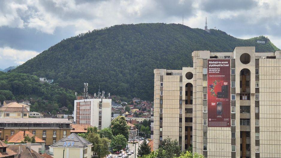 Onix, apartament cu priveliste spre Tâmpa - Poză 2