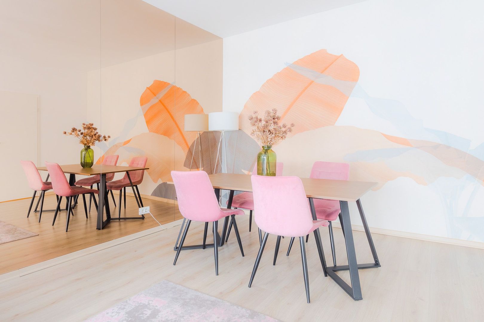 Apartament 3 camere, ultracentral, Oradea. 250 000 E + TVA. Comision 0 - Poză 12