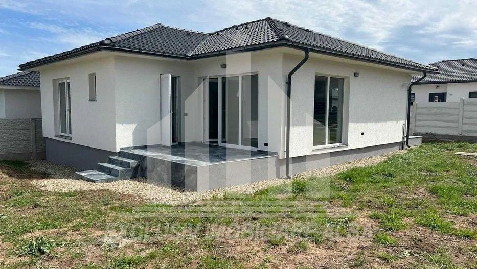 Casa individuala pe un nivel, Micesti - Poză 1