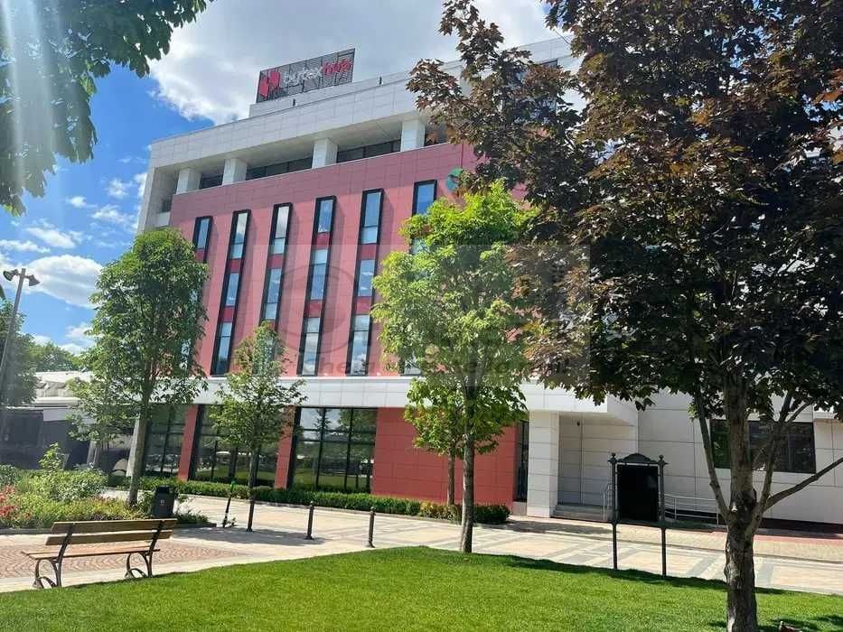 Spațiu de birouri în clădirea Bytex Hub, Palas–4 900 € - Poză 1