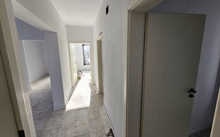Casa individuala de vanzare, 4 camere, 2 bai, 448mp teren - Poză 12