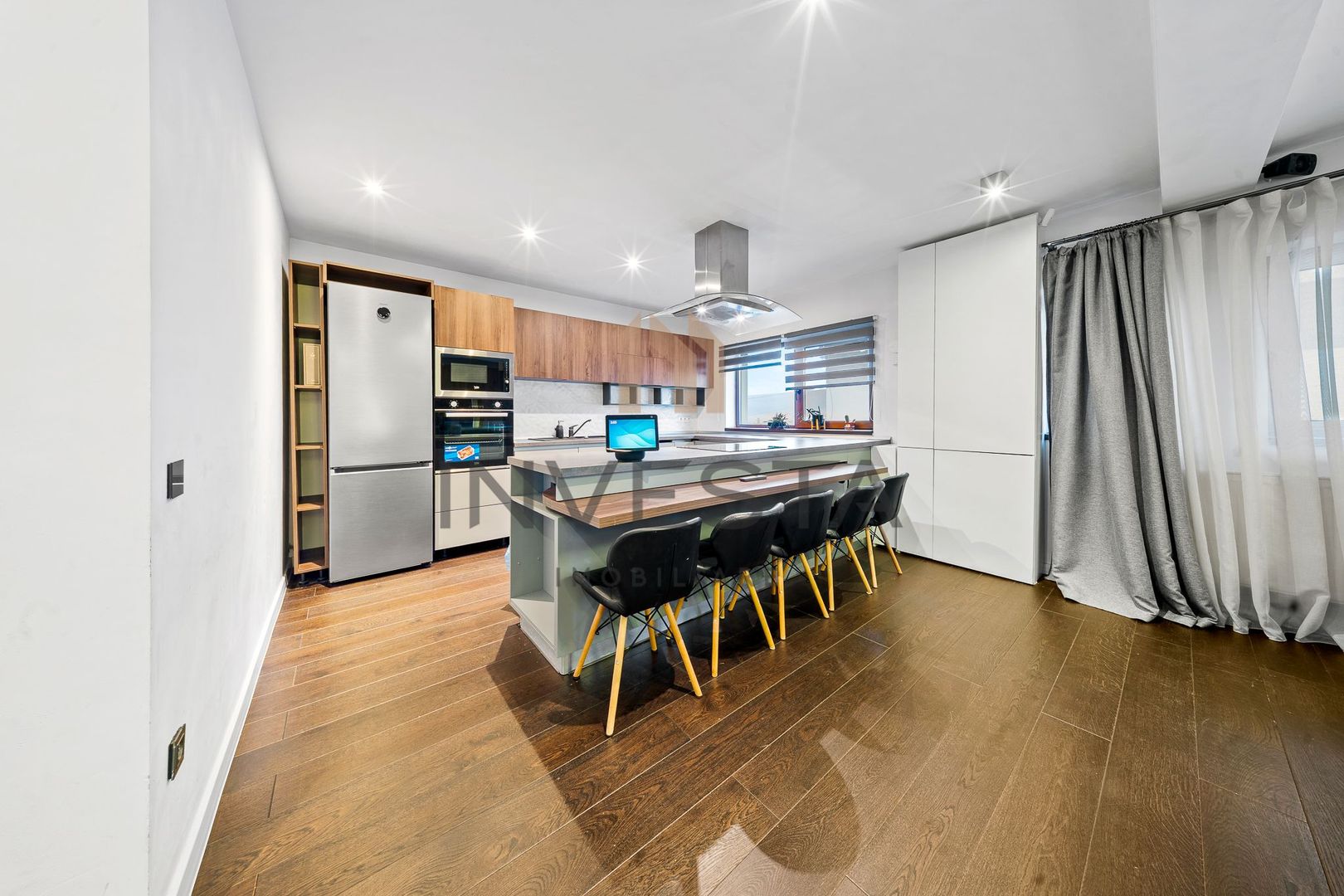 Apartament cu 4 camere pe strada Eugen Ionesco ! - Poză 4