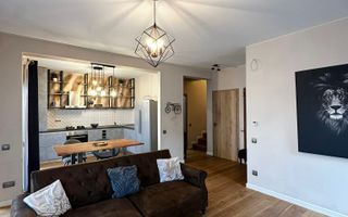 Apartament premium în vila/Garaj inclus/Zona privată - Poză 1