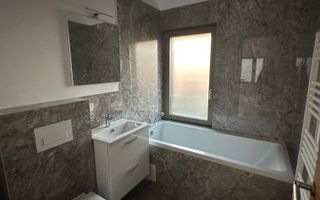 Casa cu 4 camere - Dumbravita - Poză 21