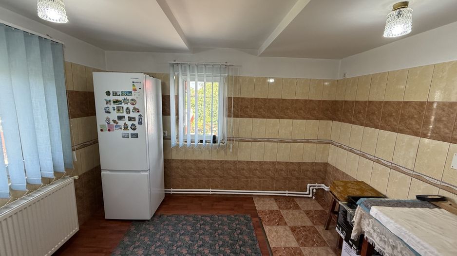 Vila construită in 2010 - P+1+pod - S=236 mp și curte 238 mp Campina! - Poză 39