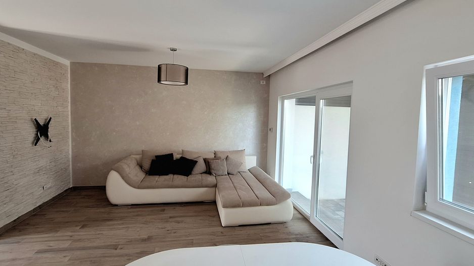 Locuinta insiruita cu 3 camere in Dumbravita - Poză 30