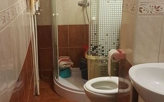 Proprietar vând ap. 4 camere - Poză 3