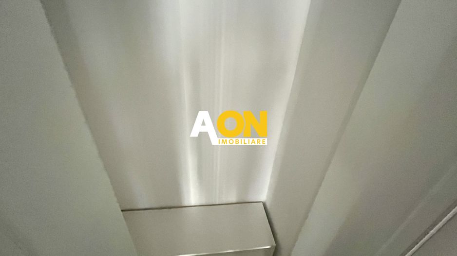 Apartament cu 2 Camere, Etaj 1, Bloc Nou,  Zona Centru - Poză 9