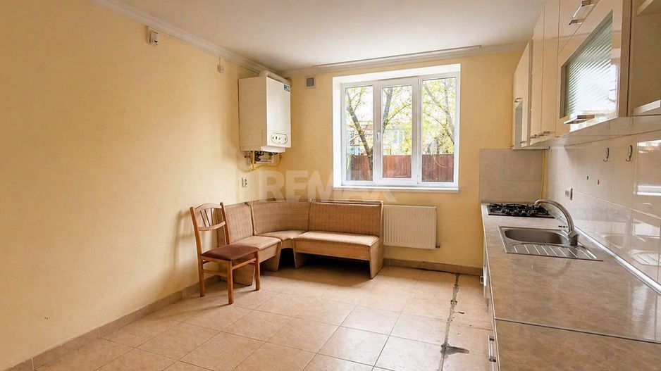 Casă + teren 7,48 ari și garaj – Drochia | 178 m² | 55.000 € - Poză 8