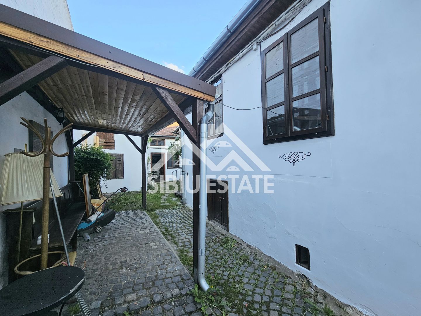 Imobil zona ultracentrala pretabil restaurant  schimbare destinatie - Poză 24