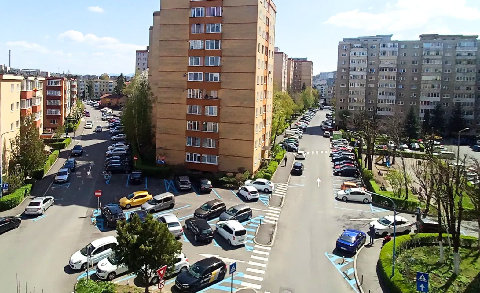 3 camere cu lumină din plin și potențial de personalizare  Bulevardul Griviței - Poză 2