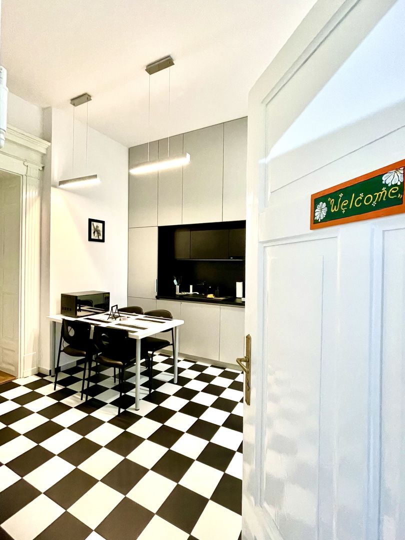 Studio generos in Piață Libertății - 52 mp - renovat - Poză 16