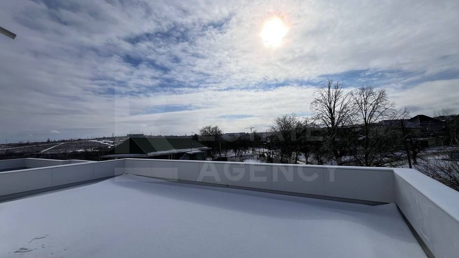 Vânzare, Hi-Tech, 2 nivele, 4  camere, strada Nucarilor,Cricova - Poză 6