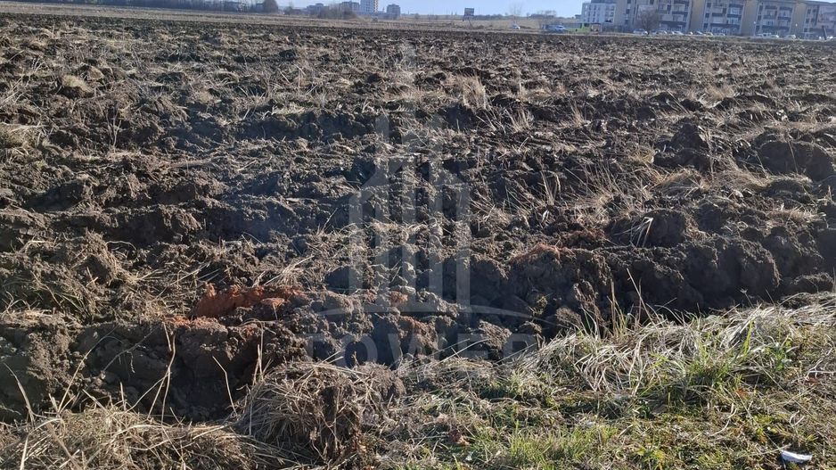 TEREN INTRAVILAN PENTRU CONSTRUCTIE BLOCURI-20000 MP, ZONA CALEA SURII MICI - Poză 5