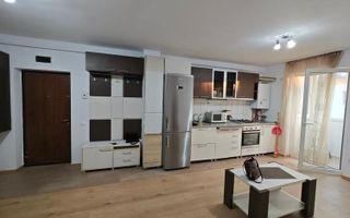 Apartament renovat recent, cu loc de parcare opțional, zona linistita. - Poză 1