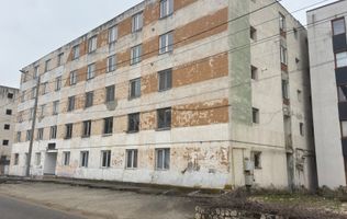BLOC DE GARSONIERE P+4 SUPRAFAȚĂ UTILĂ 2135MP TEREN 2967 MP CĂMPULUNG