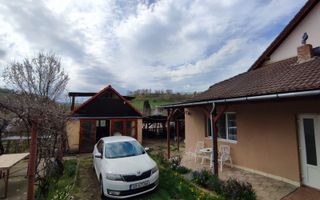 Casa 4 camere 2 bai garaj inchis pivnita si teren 740 mp in Seica Mica - Poză 8