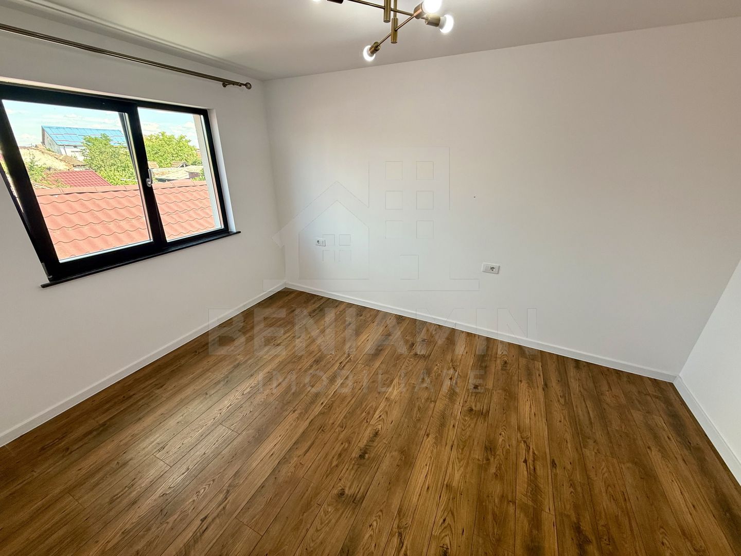 Casa Moderna - P+1 - 150mp - mobilata - utilata - lux - Brestei - Poză 12