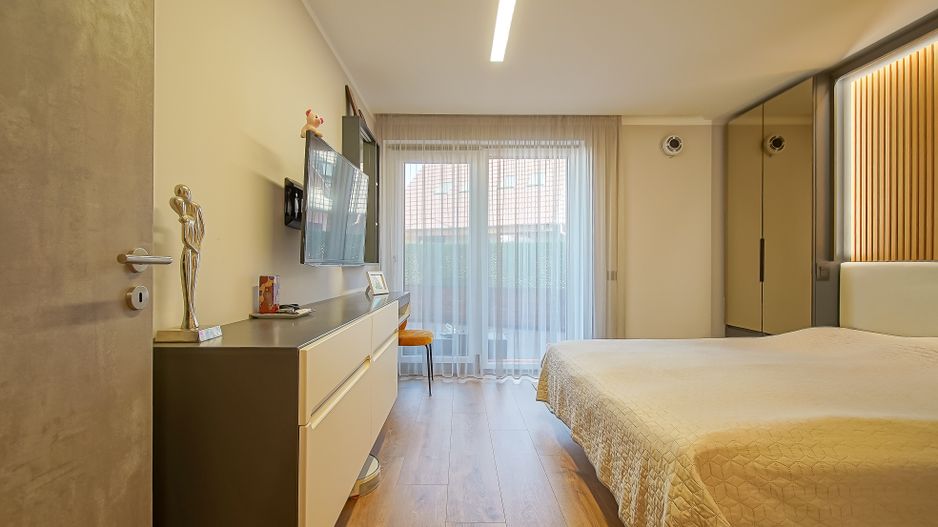 Apartament premium tip vilă, cu terasă de 70 mp, garaj | Răcădău - Poză 18