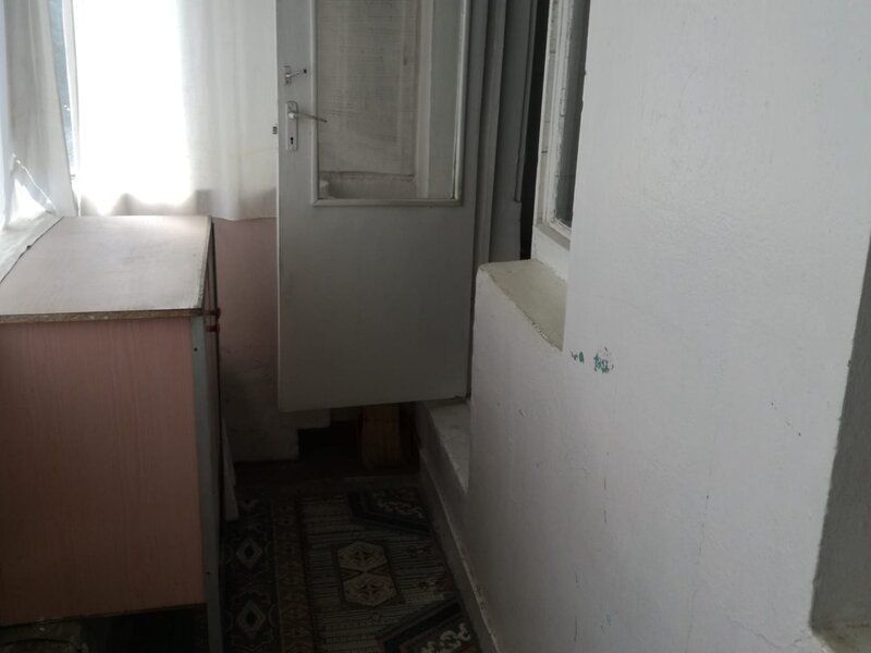 De vanzare apartament cu 2 camere semidecomandate, Mazepa 1, etaj 2, 65.000 - Poză 3