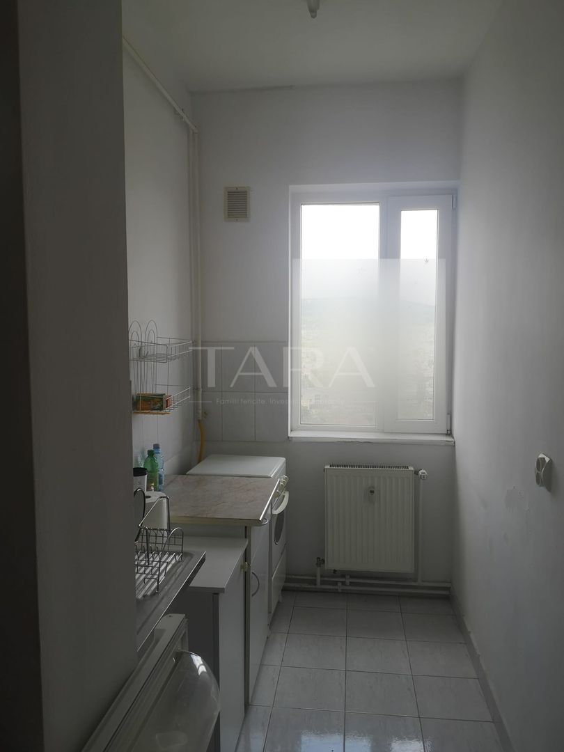 Apartament luminos cu vedere panoramică - Poză 3
