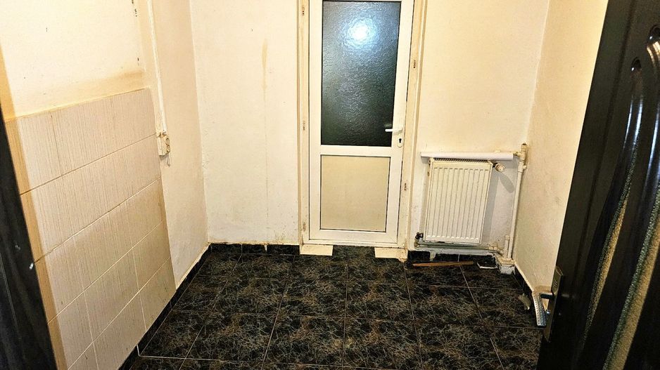 Apartament 3 camere – parter – zona 2 Cocosi, Micro 20 - Poză 4