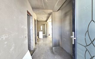 Casa noua 5 camere, 3 bai, curte mare - Poză 8