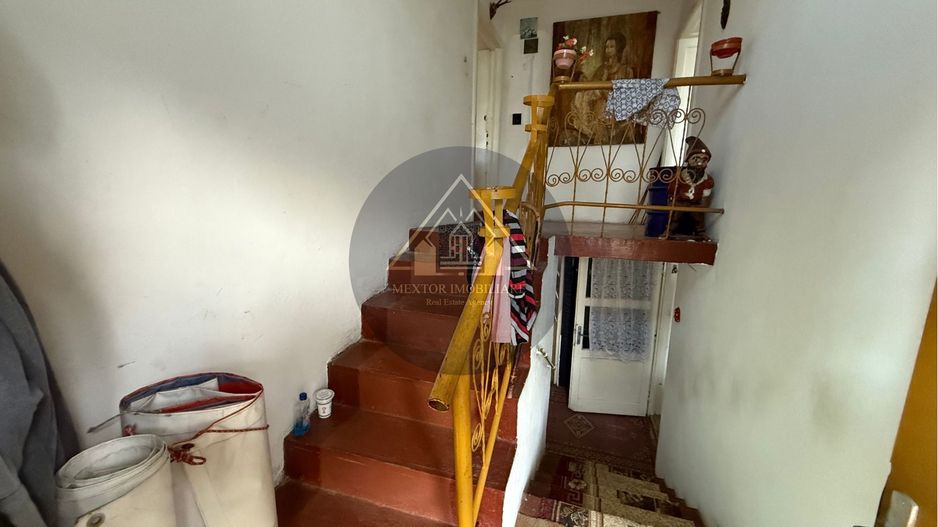 Casa de 5 camere, Semi-Central, Medias - Poză 6