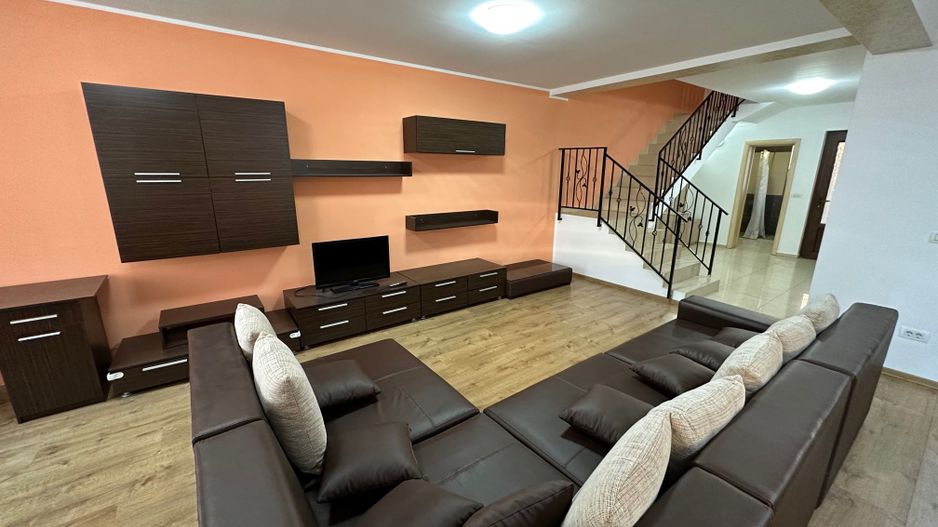 Casă / Vilă cu 4 camere de vanzare  în zona Aradului - Poză 4