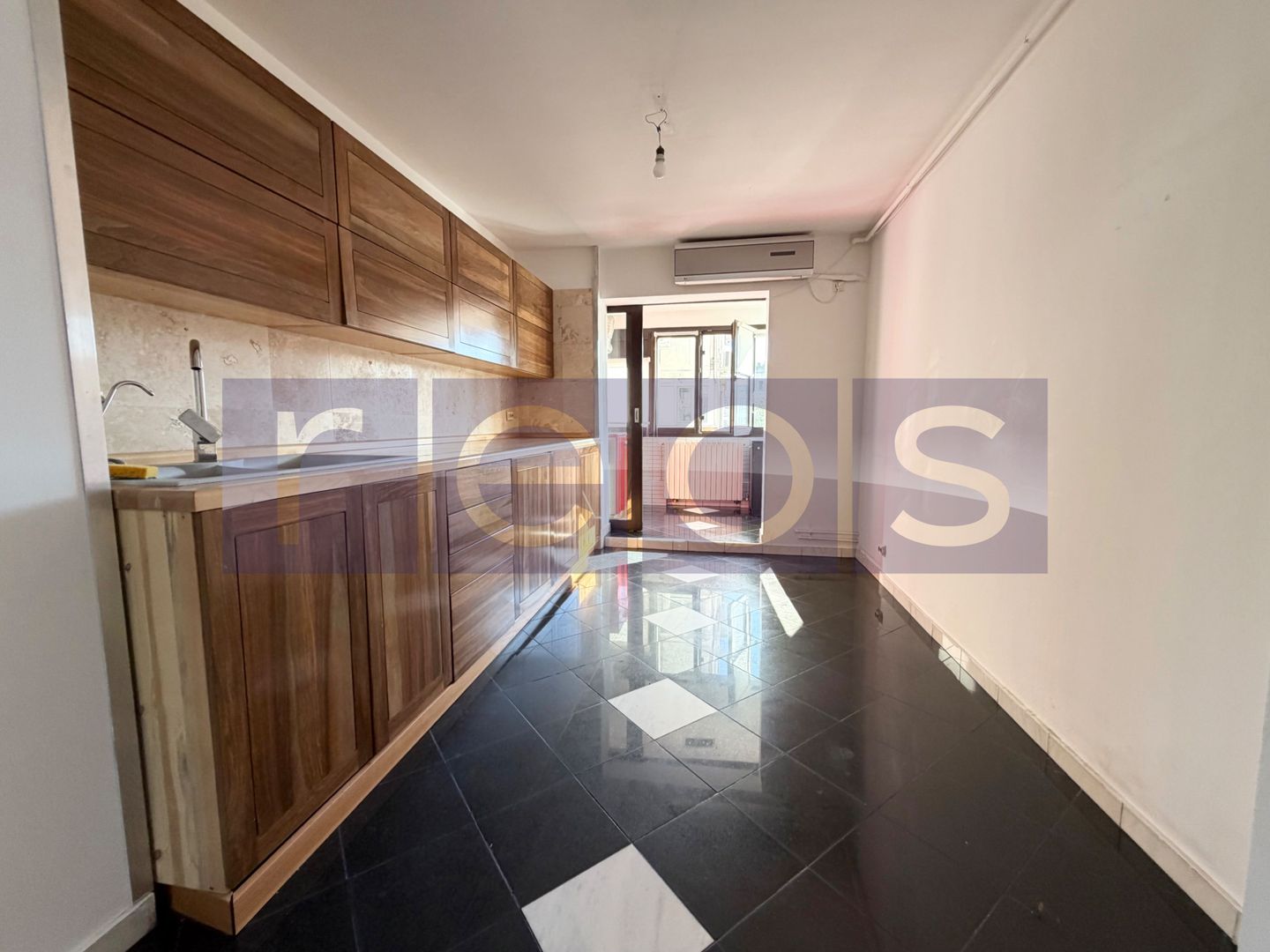VANZARE 4 CAMERE | 87 MP | ETAJ 6 | CENTRALA PROPRIE | ZONA CRANGASI - Poză 5