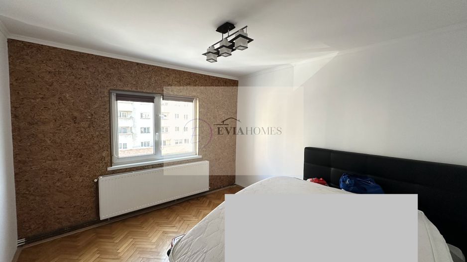 3 camere decomandate/Zona Bibliotecii Județene Octavian Goga - Poză 9