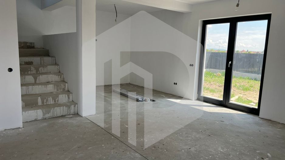 Casa Single Cristian | 4 Camere | 570mp de  Gradina - Poză 12