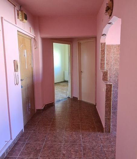 BRASADAS vinde ap 3 cam etaj 4/4 Micro 16. - Poză 8