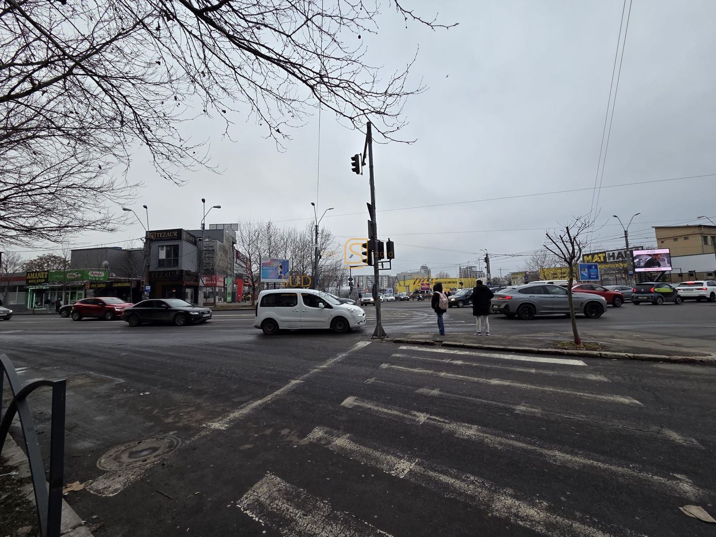 Spatiu comercial, zona Mihai Bravu, 872 mp, vizibilitate excelenta - Poză 24