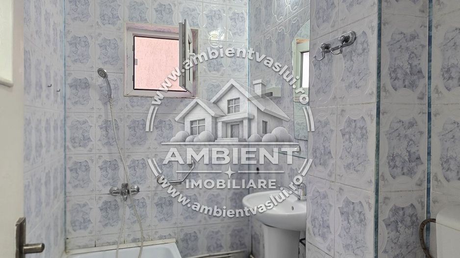 Apartament cu 2 camere, etaj 1, VASLUI - zona DONICI; - Poză 9