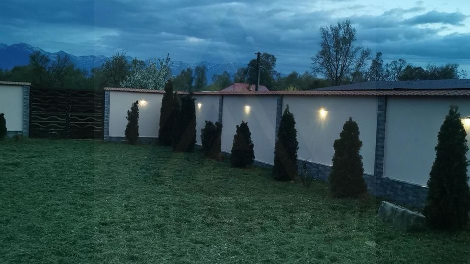 Casa individuala cu garaj 60 mp si teren+gradina 2650 mp in Porumbacu - Poză 10