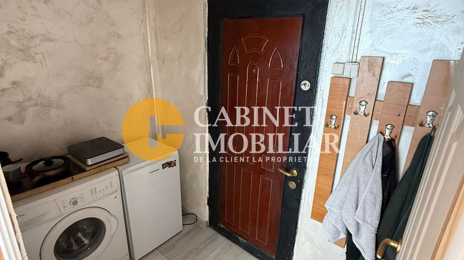 Garsoniera Recent Renovata - Zona Podu Ros - Poză 3