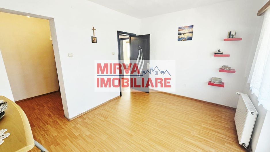 Casă 5 camere + teren generos 1700 mp – Ariceștii Rahtivani - Poză 37